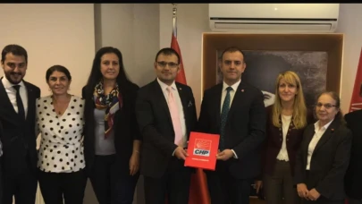 CHP Aday Adayı Avukat Fatih Gürbüz Oğlu Tarafından Bıçaklanarak Hayatını Kaybetti